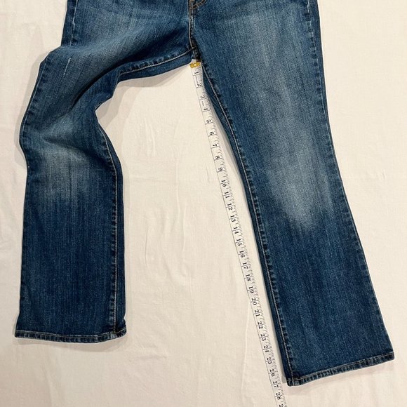 Levi's 515 Bootcut Jeans - Picture 3 of 7